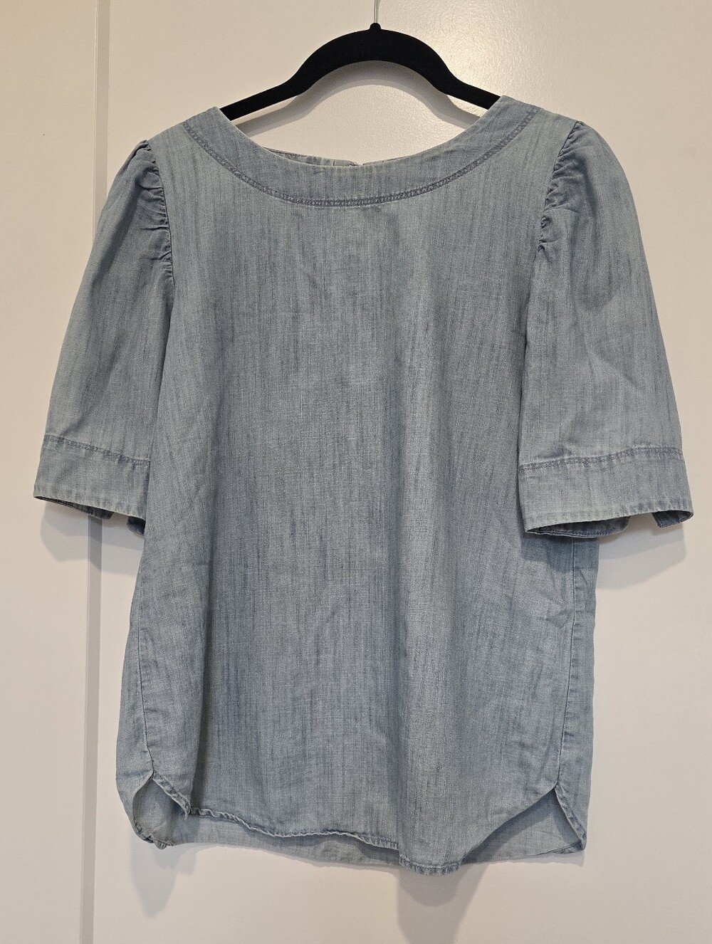 Loft Chambray Light Wash Blue Women’s Denim-Style Top